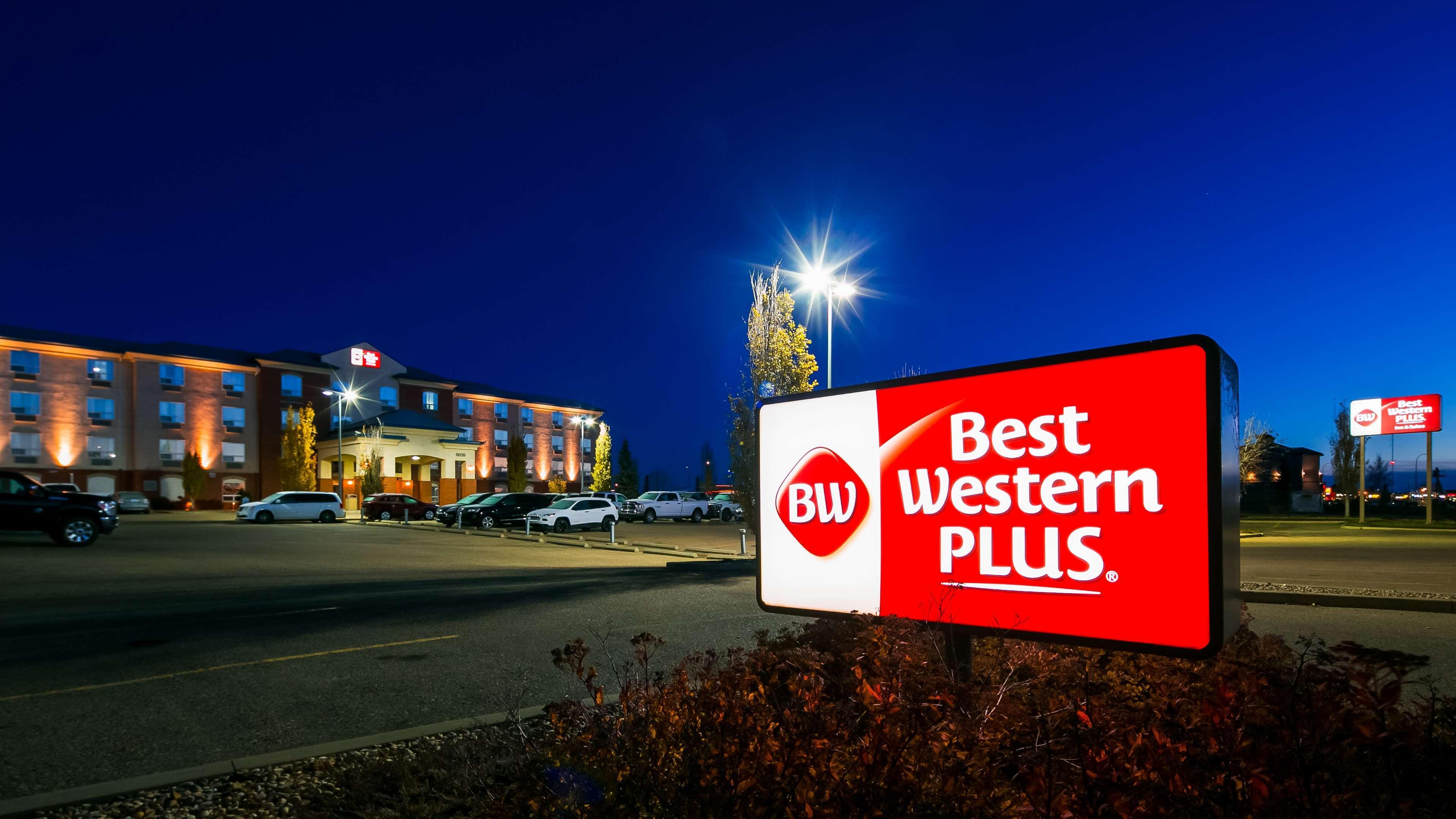 Best Western Plus Red Deer Inn & Suite Bagian luar foto
