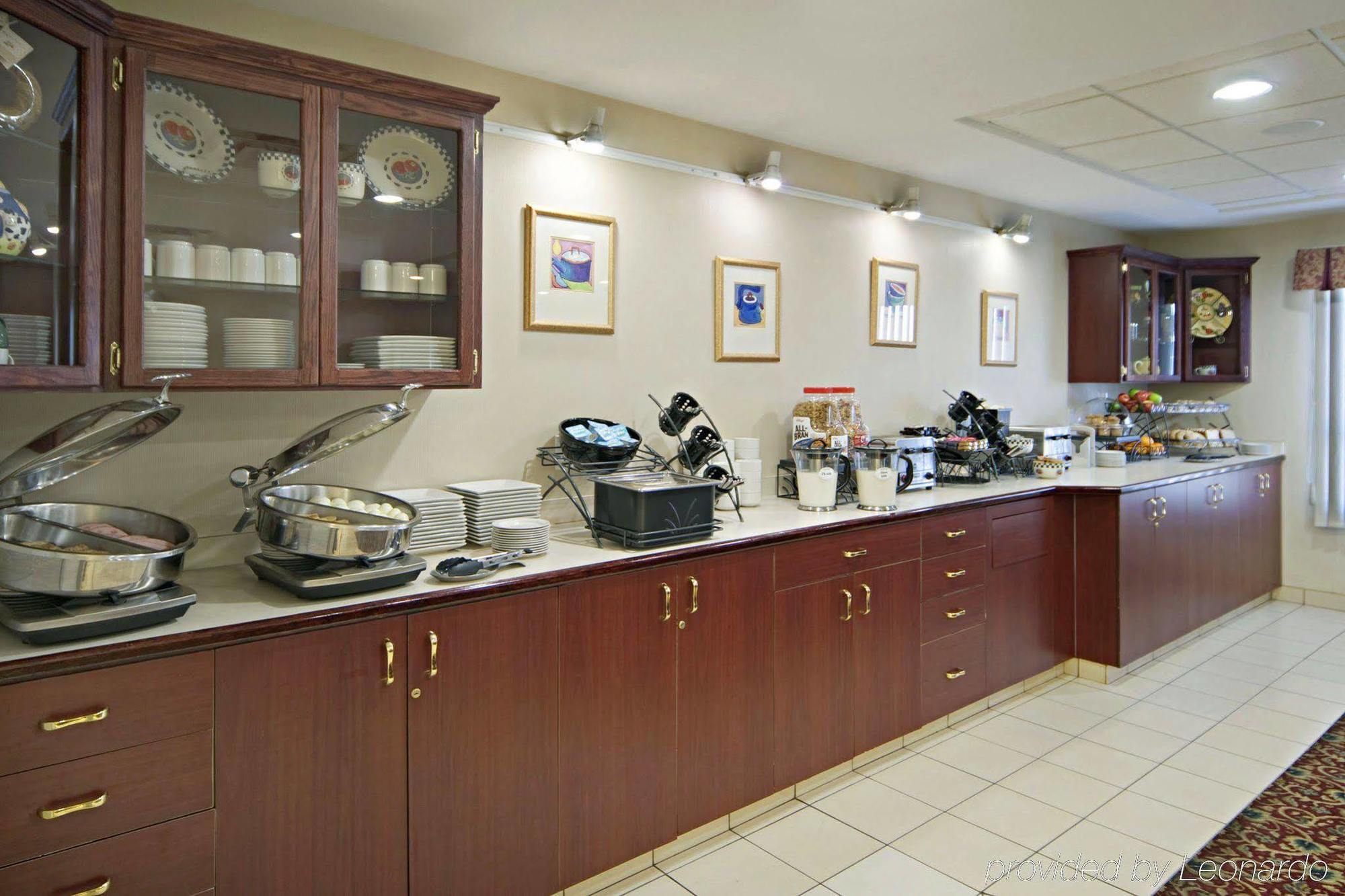 Best Western Plus Red Deer Inn & Suite Restoran foto